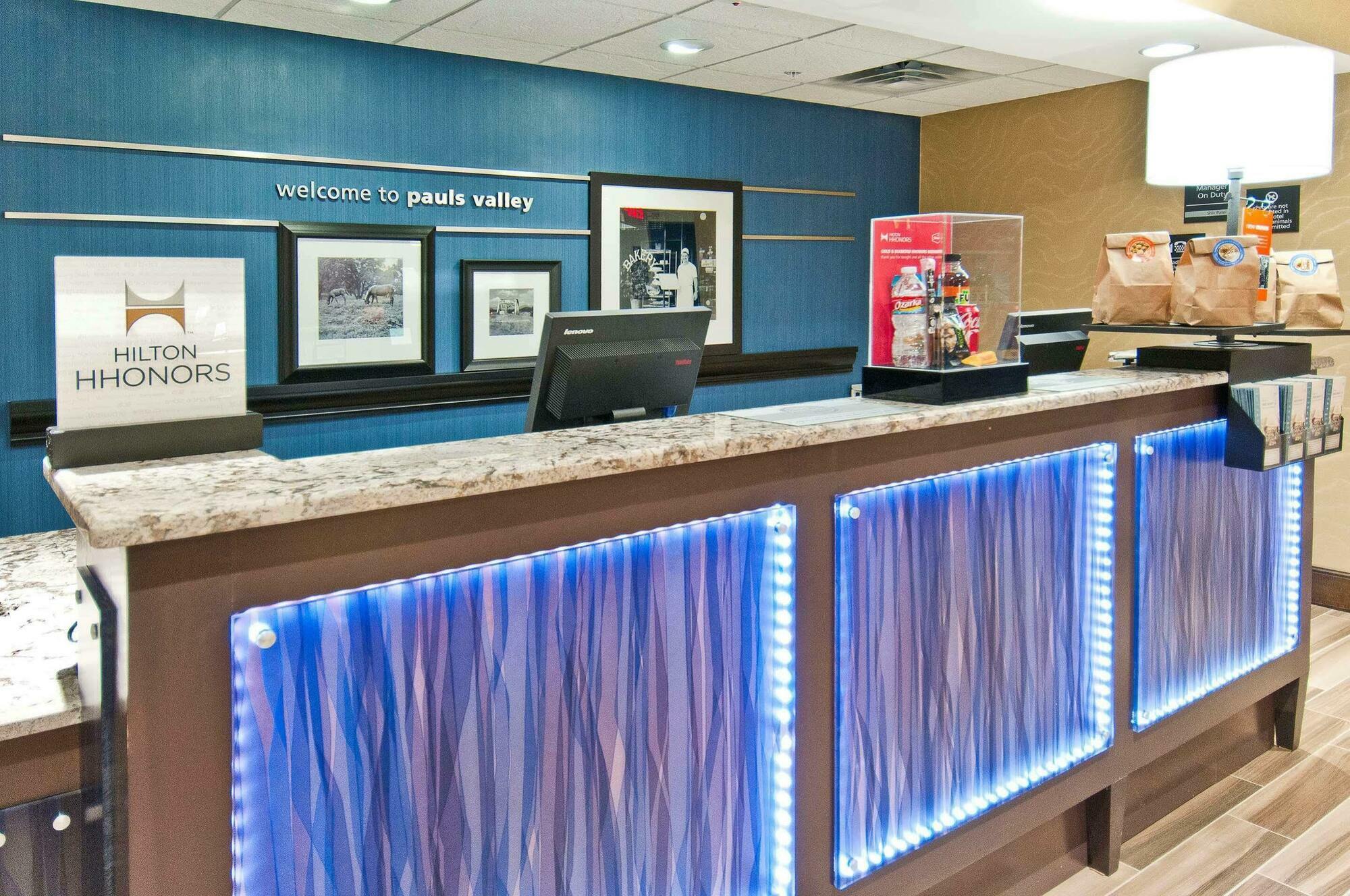 ハンプトン イン アンド スイーツ ポールズ バレー Pauls Valley エクステリア 写真